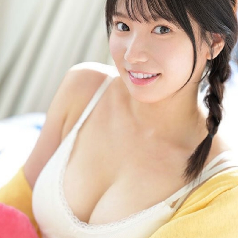 榊原萌